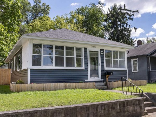 1322 Johnson Street, South Bend, IN 46628