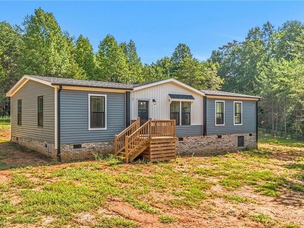 4228 Feather Pond Drive, East Bend, NC 27018