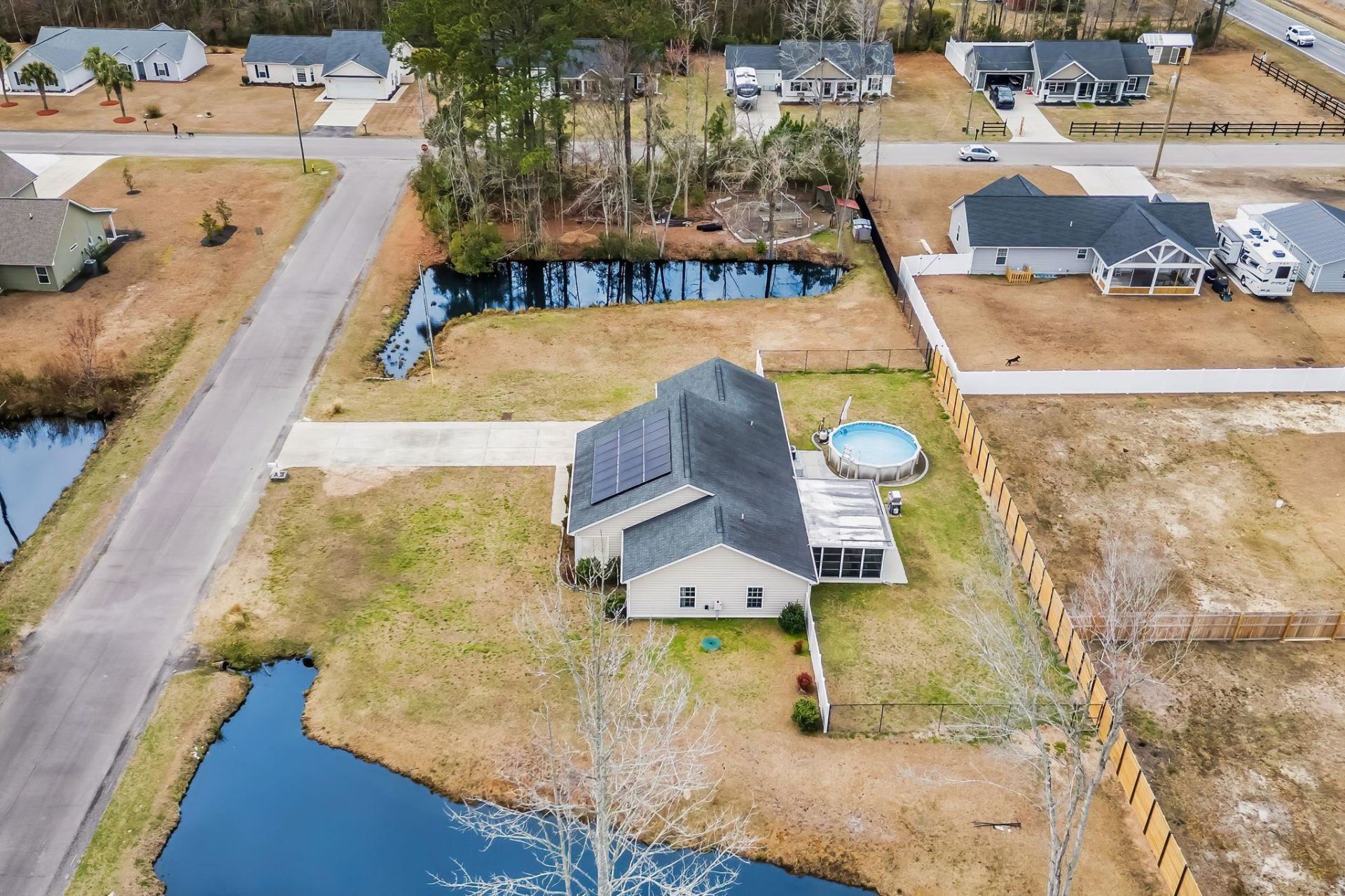 905 Futrell St. Photo 43