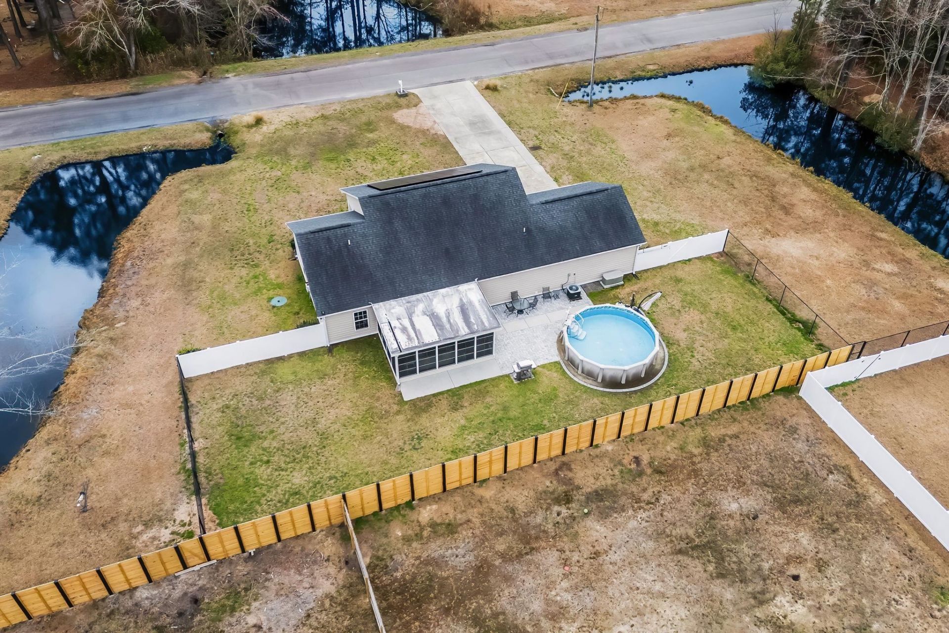 905 Futrell St. Photo 50