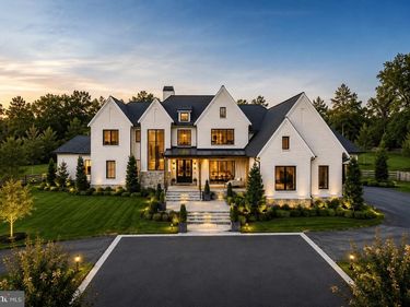 9910 DEERFIELD POND DRIVE, GREAT FALLS, VA 22066