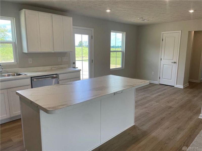 1442 Silverleaf Oak Street, Sidney, OH 45365 Photo 6