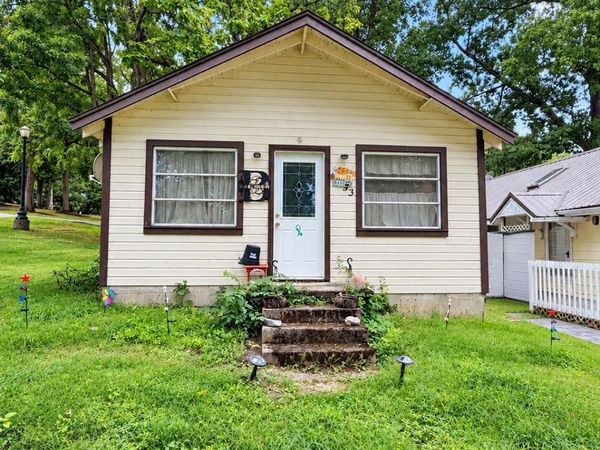 1033 S Martz Street, Syracuse, IN 46567
