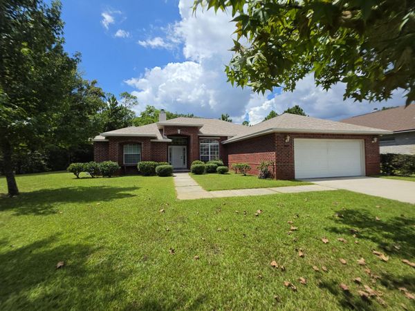 1665 Village Parkway, Gulf Breeze, FL 32563