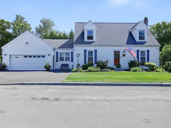 176 Stanton Street, Manchester, NH 03103