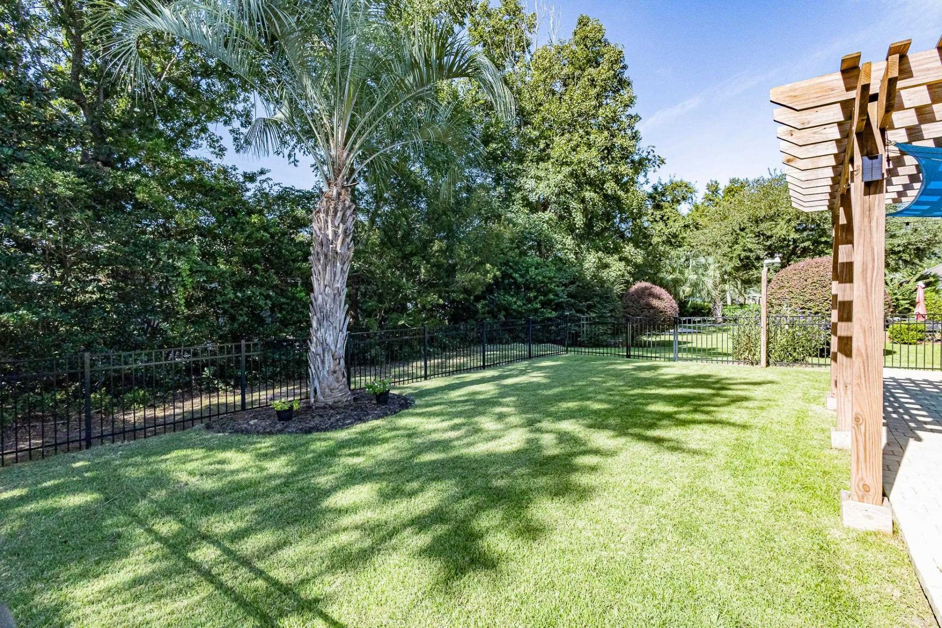 4465 Fringetree Dr. Photo 8