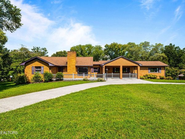 505 Claiborne Rd, LaFollette, TN 37766