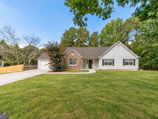 660 Tribble Creek Drive, Grayson, GA 30017