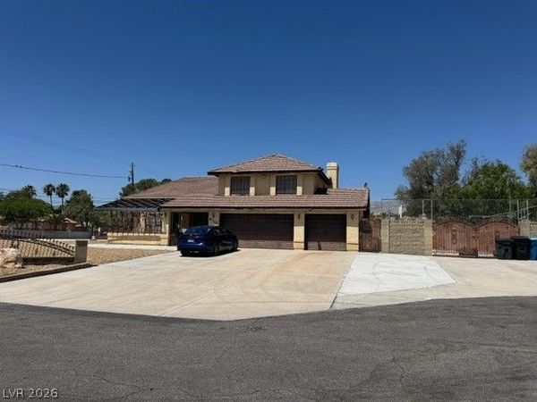 8740 W Hammer Lane , Las Vegas, NV 89149