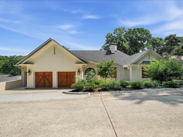 25 Ridgeview Drive, Little Rock, AR 72227