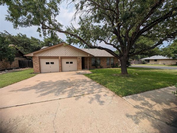 5614 Wagon Train RD, Austin, TX 78749