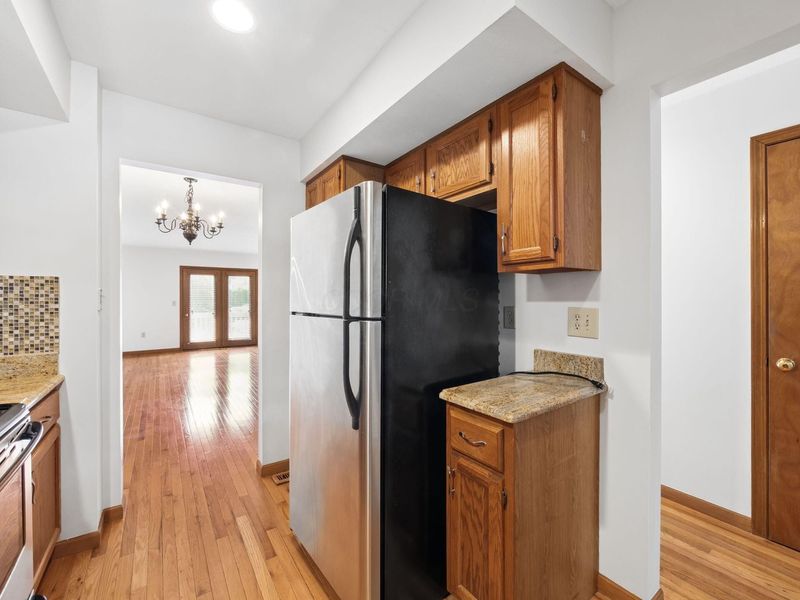 559 Spring Brook Court E, Unit 16, Westerville, OH 43081 Photo 11