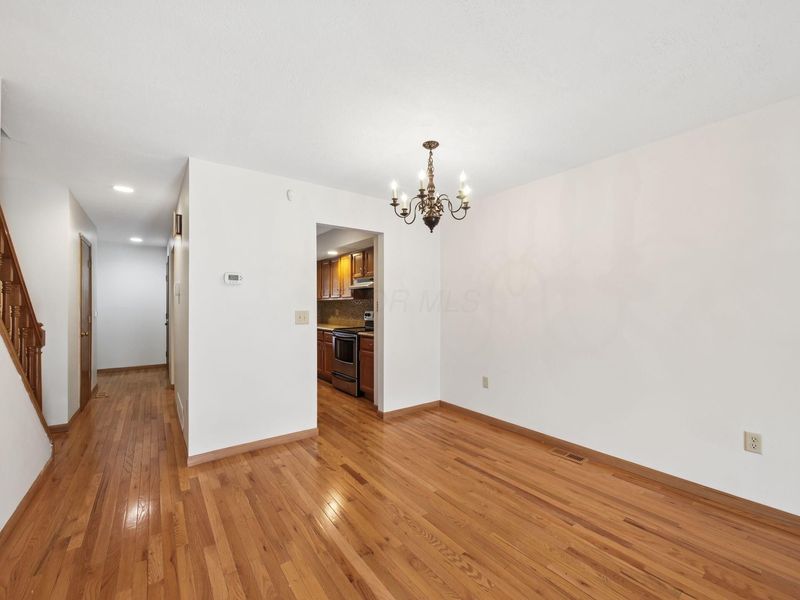 559 Spring Brook Court E, Unit 16, Westerville, OH 43081 Photo 17
