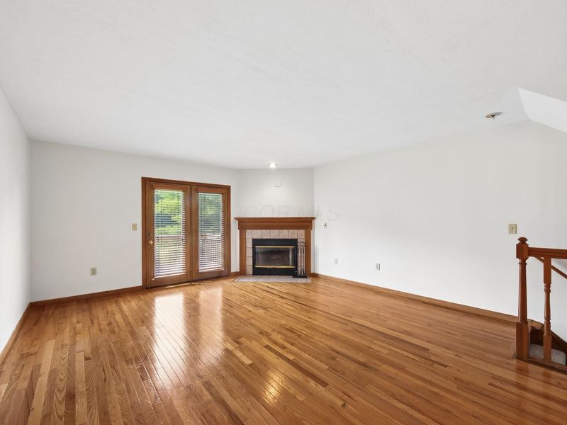 559 Spring Brook Court E, Unit 16, Westerville, OH 43081 Photo 18