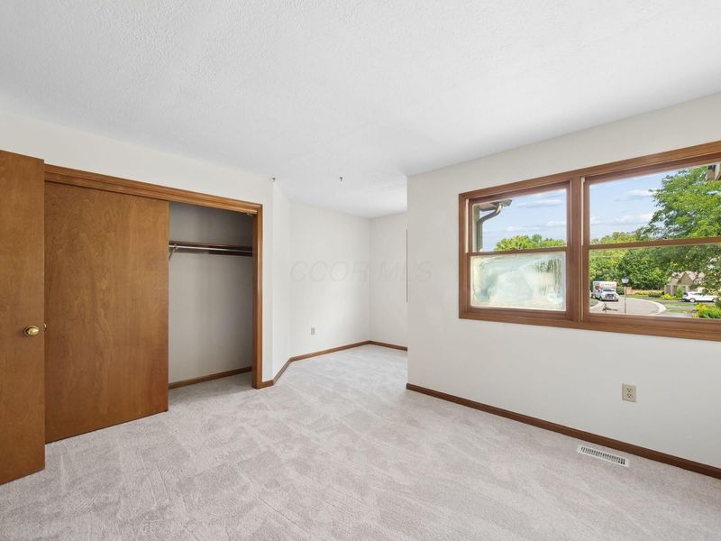 559 Spring Brook Court E, Unit 16, Westerville, OH 43081 Photo 30