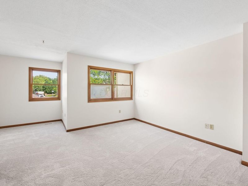 559 Spring Brook Court E, Unit 16, Westerville, OH 43081 Photo 31
