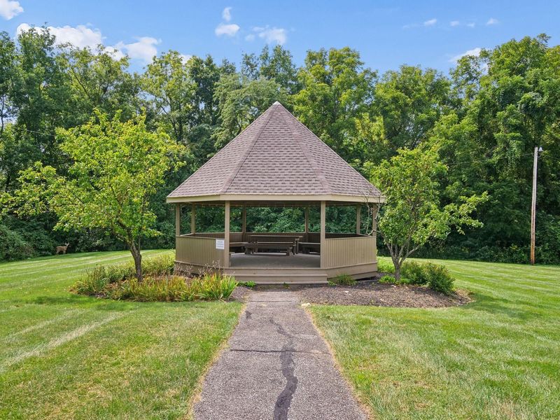 559 Spring Brook Court E, Unit 16, Westerville, OH 43081 Photo 47