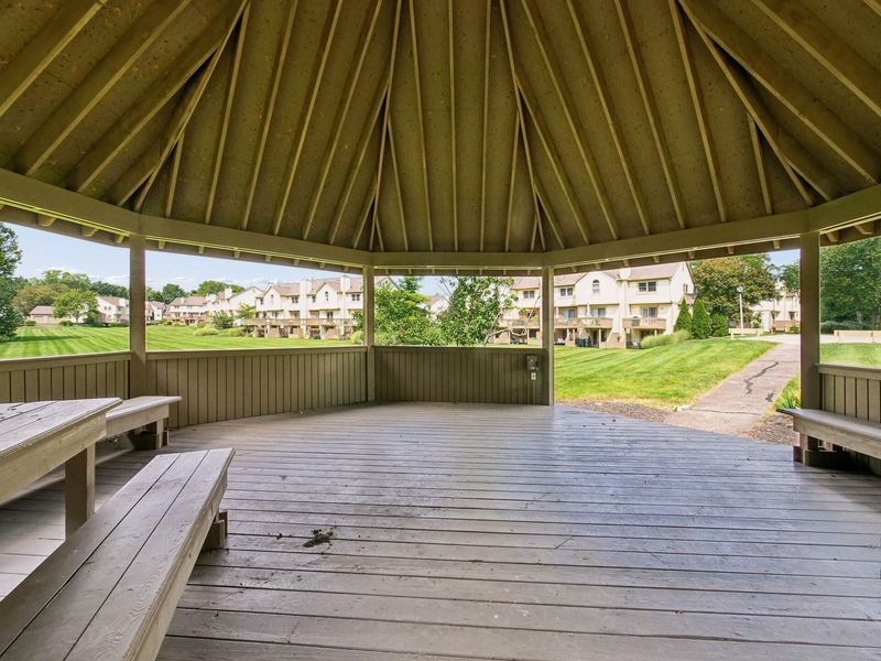 559 Spring Brook Court E, Unit 16, Westerville, OH 43081 Photo 49
