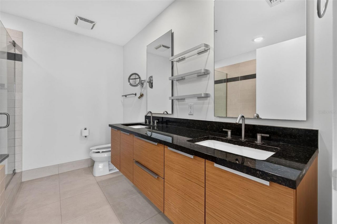 175 1st Street S, Unit 1801, Saint Petersburg, FL 33701 Photo