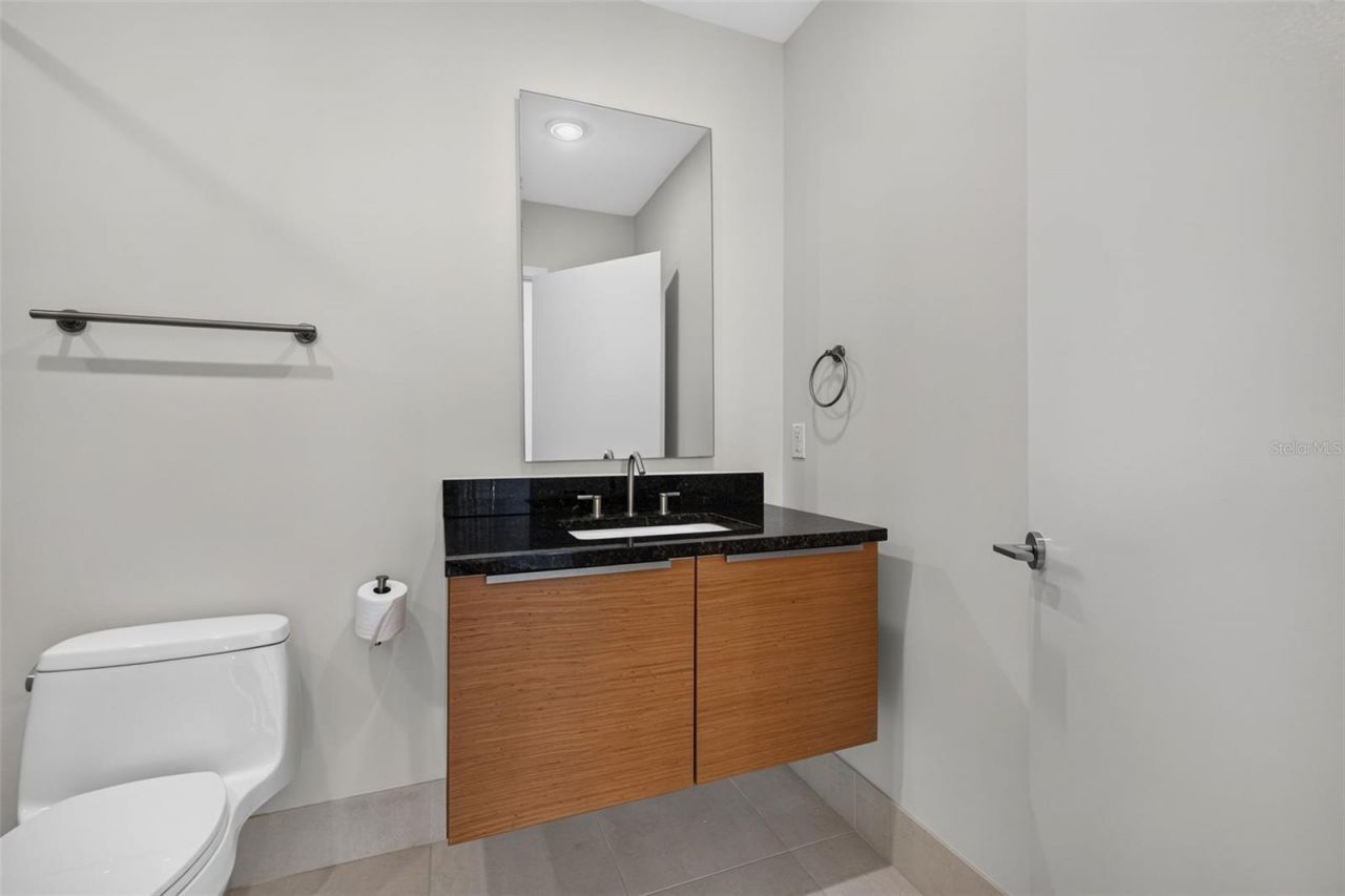 175 1st Street S, Unit 1801, Saint Petersburg, FL 33701 Photo