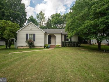 215 HAMILTON DRIVE , RUTHER GLEN, VA 22546