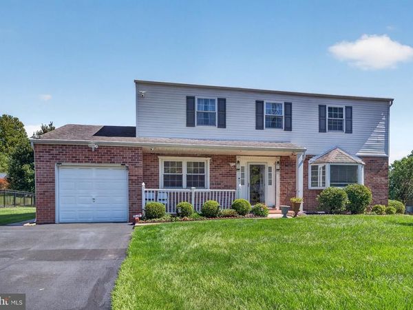 1071 PLOWSHARE ROAD , BLUE BELL, PA 19422