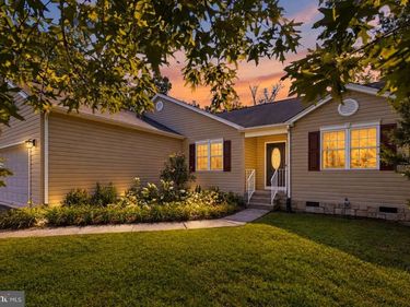309 YORKTOWN BOULEVARD , LOCUST GROVE, VA 22508