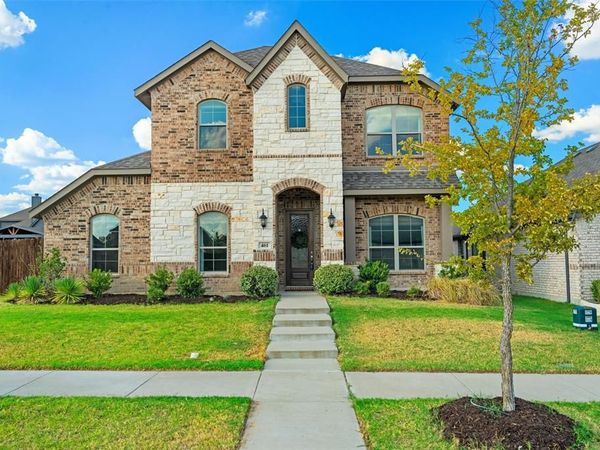 461 Washington Avenue, Waxahachie, TX 75165