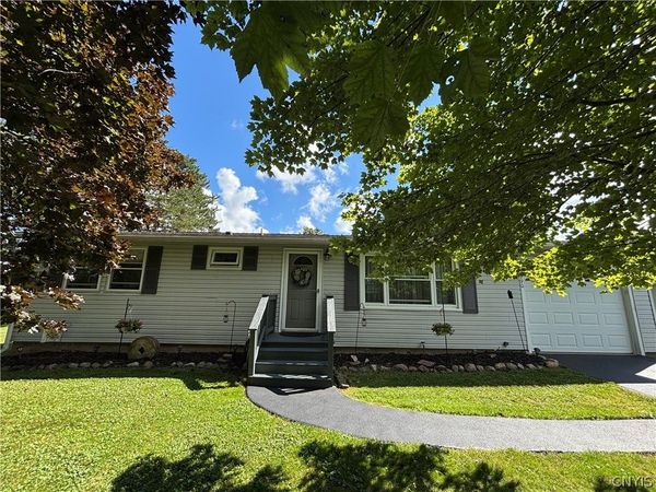 6990 N Division Street Road, Auburn, NY 13021