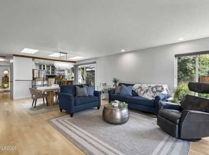 500 W Riverview Circle, Reno, NV 89509 Photo
