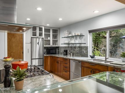 500 W Riverview Circle, Reno, NV 89509 Photo
