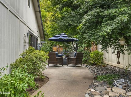 500 W Riverview Circle, Reno, NV 89509 Photo