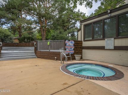 500 W Riverview Circle, Reno, NV 89509 Photo