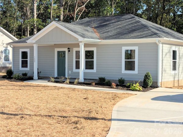 1609 N Sutherland Avenue , Monroe, NC 28110