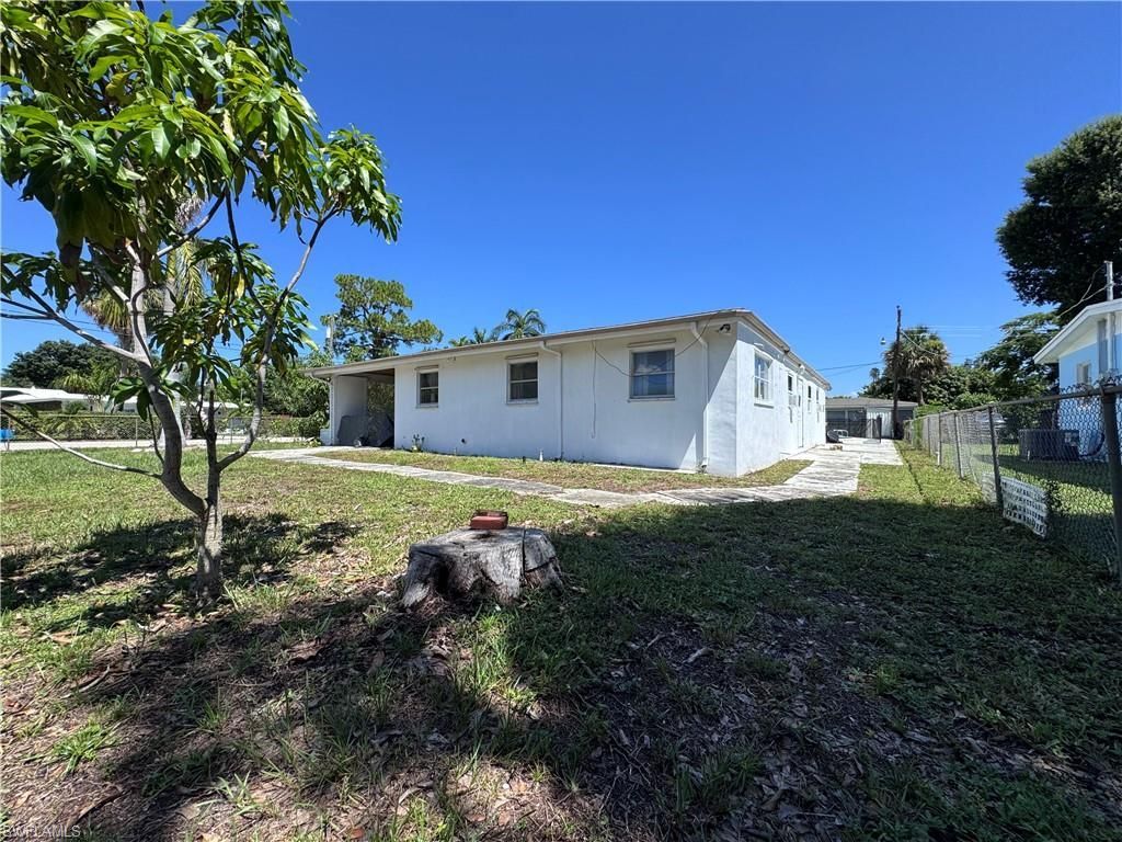 3735 Kelly St, Fort Myers, FL 33901 Photo
