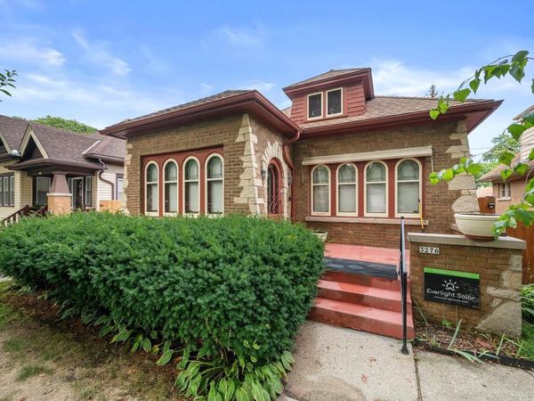 3276 N 47th STREET, Milwaukee, WI 53216
