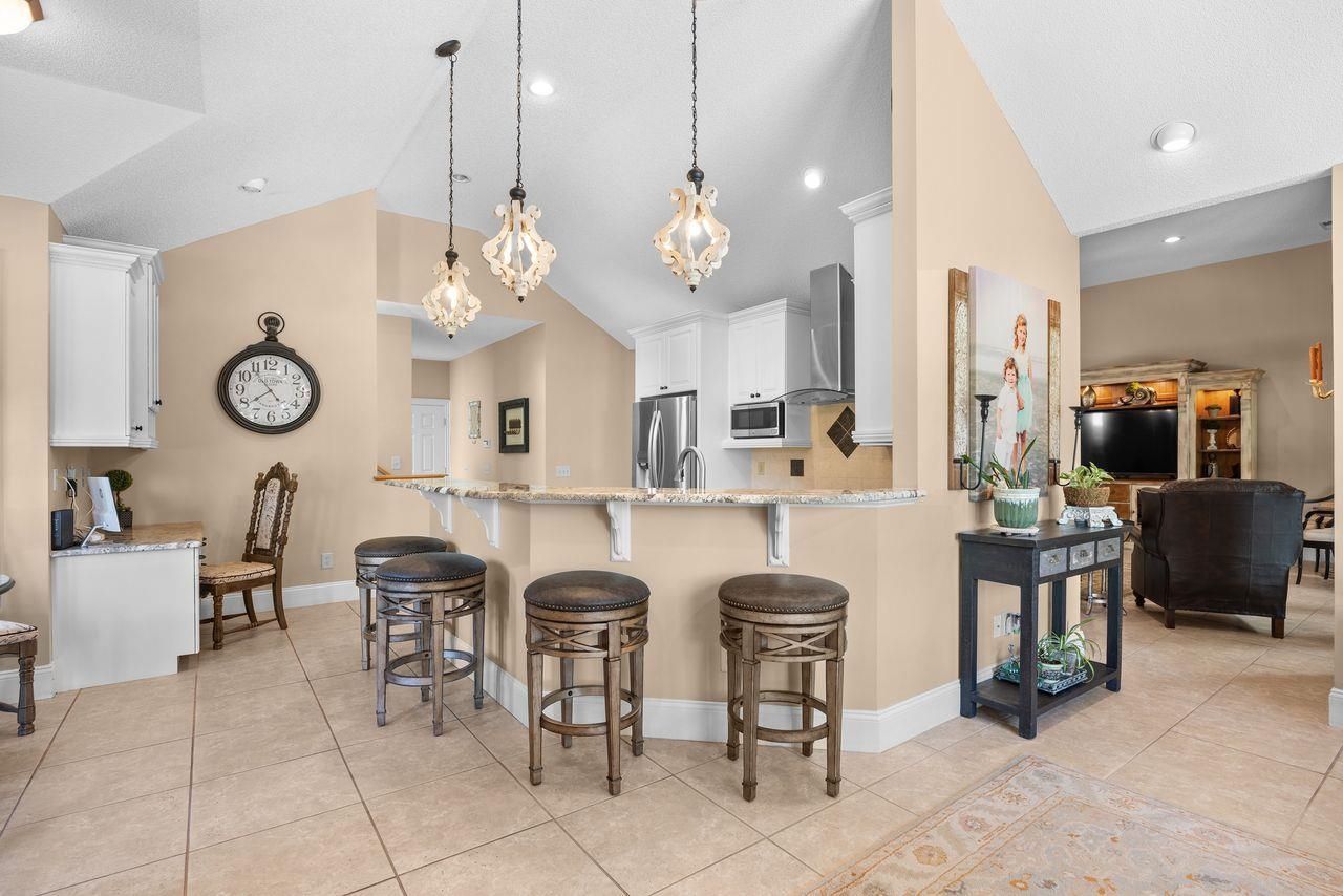 815 Bentley Ln. Photo 19