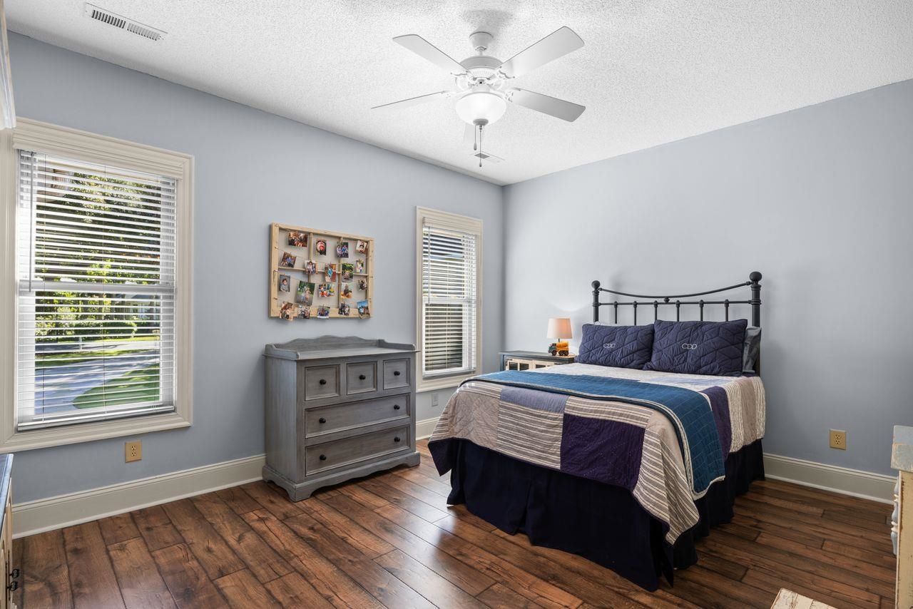 815 Bentley Ln. Photo 27