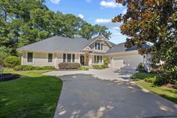 815 Bentley Ln. photo 4