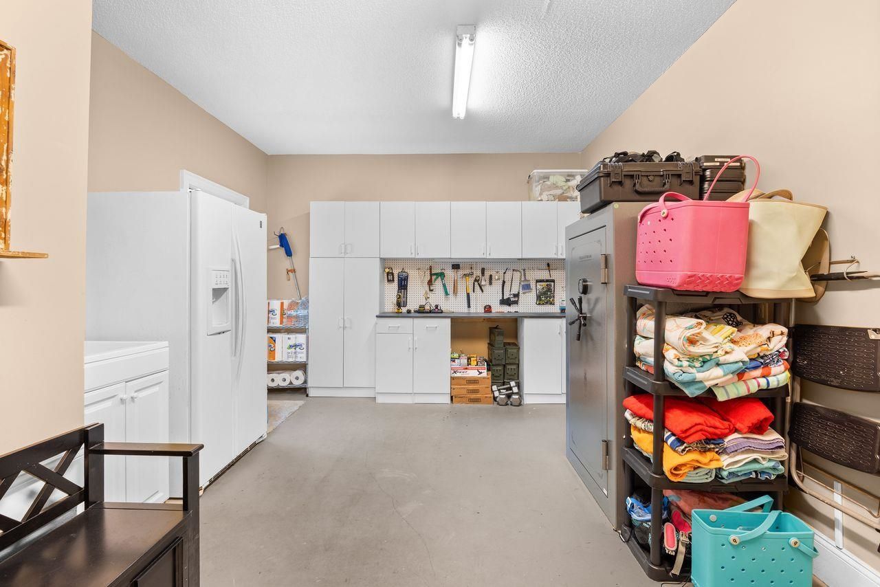 815 Bentley Ln. Photo 32