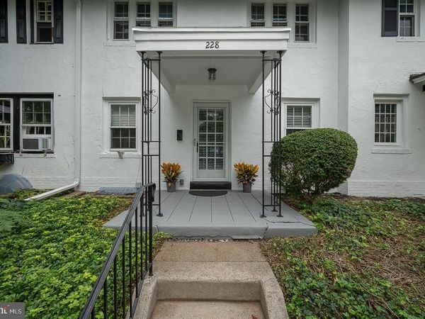 228 MONTGOMERY, HAVERFORD, PA 19041