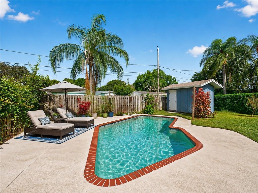 1381 3rd Court, Vero Beach, FL 32960 Photo