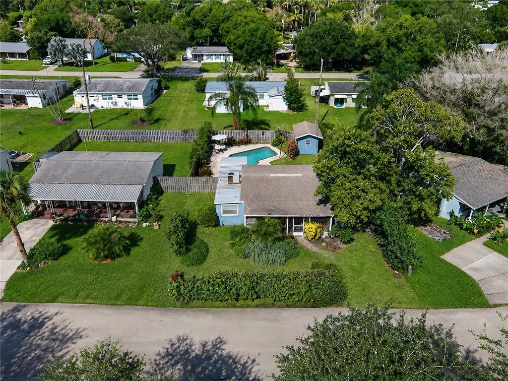 1381 3rd Court, Vero Beach, FL 32960 Photo