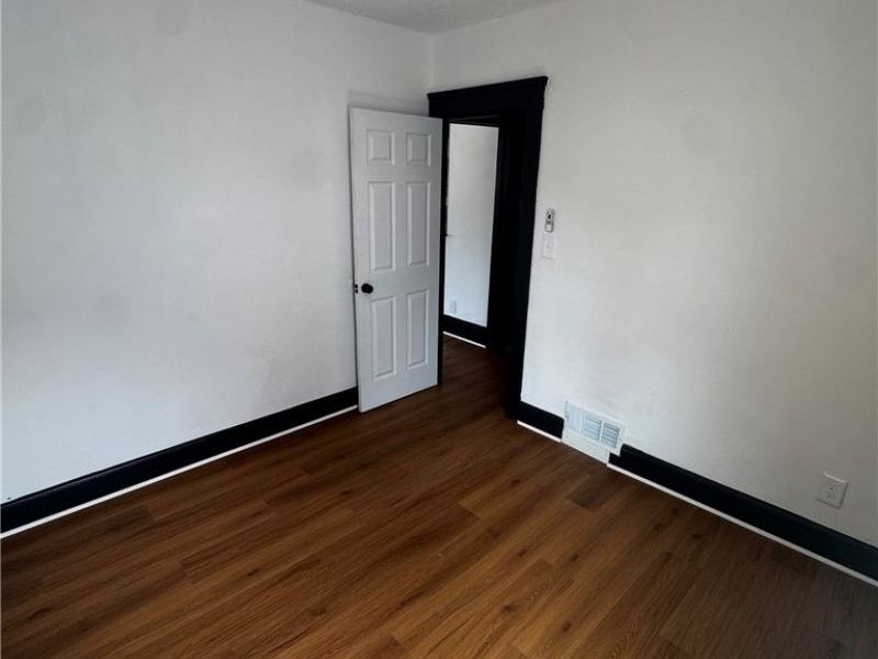 805 Rudyard Road, Cleveland, OH 44110 Photo 10