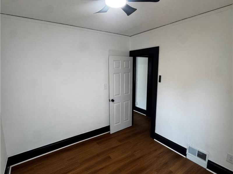 805 Rudyard Road, Cleveland, OH 44110 Photo 26