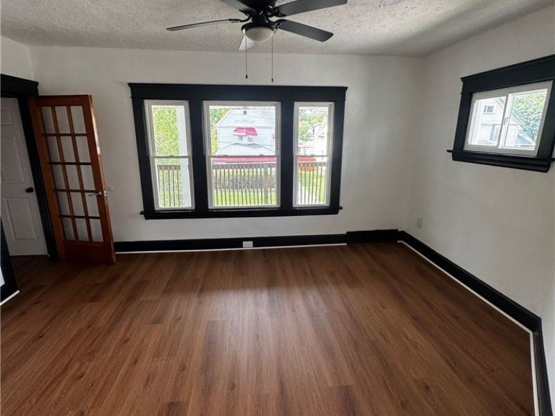 805 Rudyard Road, Cleveland, OH 44110 Photo 3