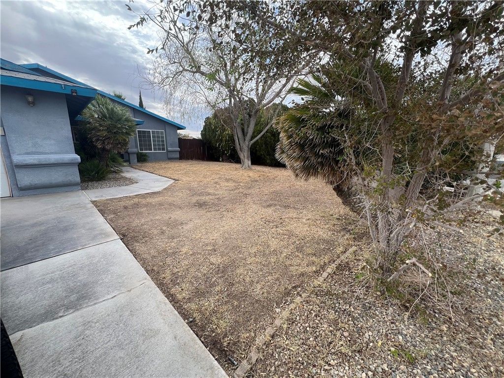 432 Vista, Ridgecrest, CA 93555 Main Photo