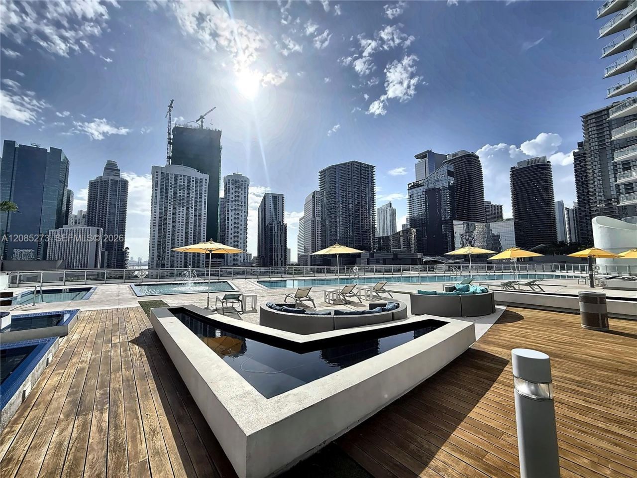 92 SW 3rd St, Unit 4407, Miami, FL 33130 Photo