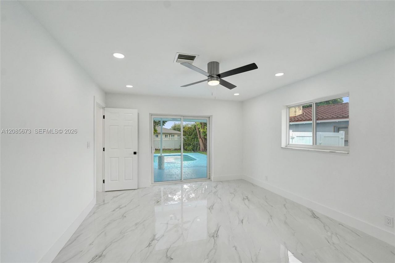 10601 NW 43rd Ct, Coral Springs, FL 33065 Photo