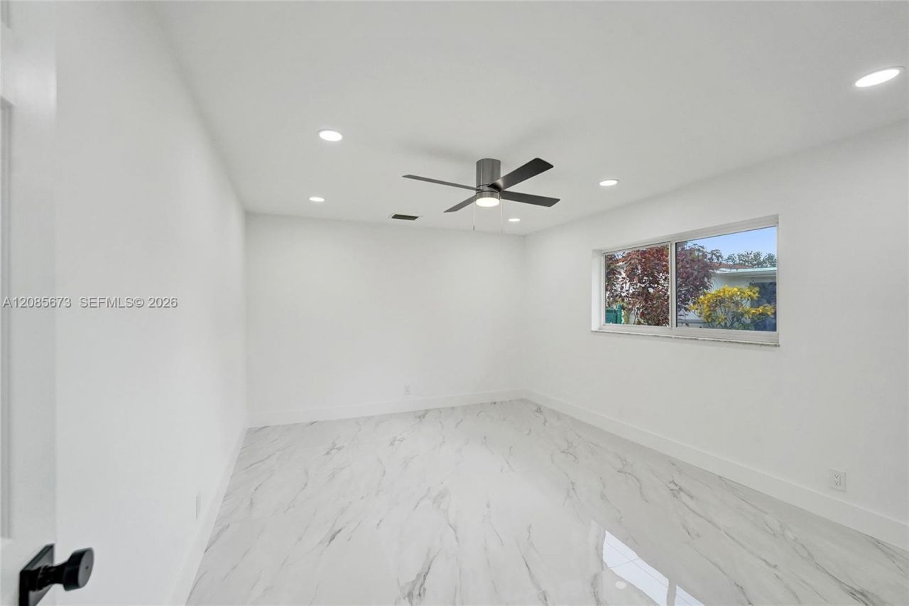 10601 NW 43rd Ct, Coral Springs, FL 33065 Photo